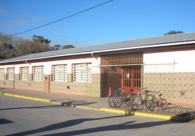 Llegar a la escuela también educa: transporte, boleto estudiantil y recorridos seguros en la costa